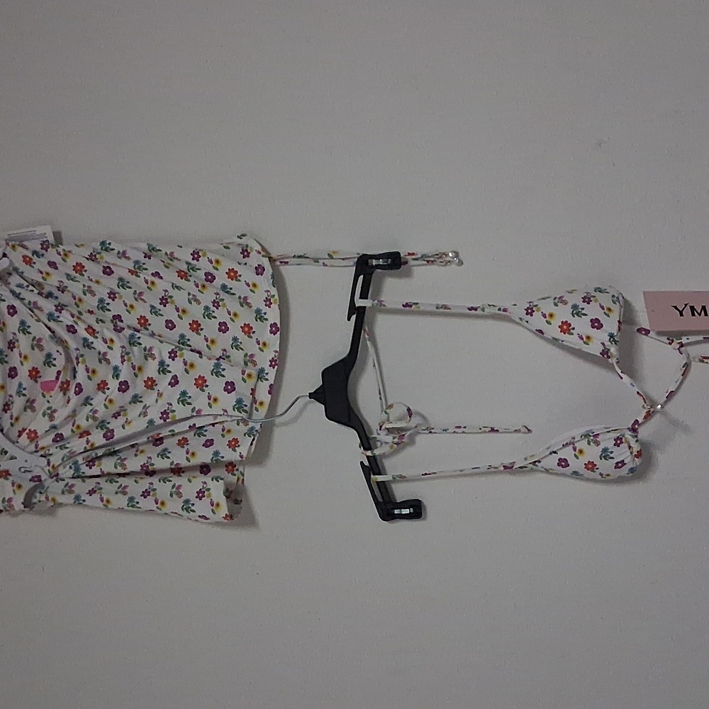 Spectacular YMI 3 pc Set. Sz M